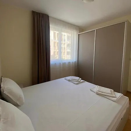 Irina Apartman